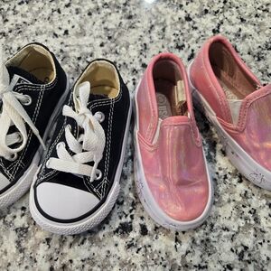 Converse Kids Black Canvas Lace-Up & Pink Iridescent Slip-On Sneakers Size 5